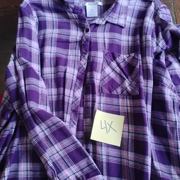 Kirkland Signature Women's Button Down in Purple Plaid - Picture 1 of 1
